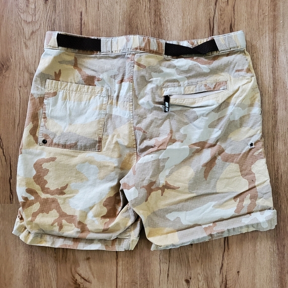 Nike SB shorts SKU887 - Picture 2 of 5